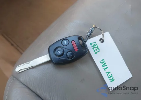 2005 Honda Accord 3.0 Ex from USA, damaged, VIN 1HGCM66525A041319